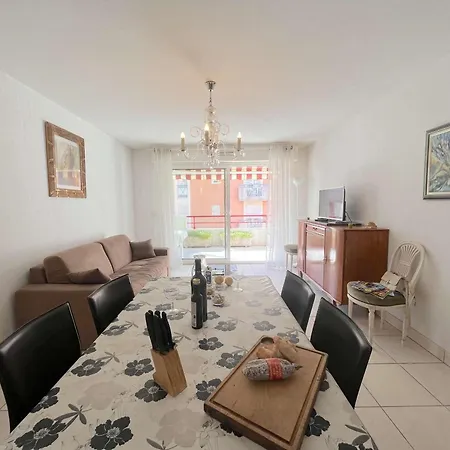 アパート Spacieux T2 Avec Grande Terrasse A Saint-raphael, Proche Et Gare, Garage Inclus - Fr-1-226a-102